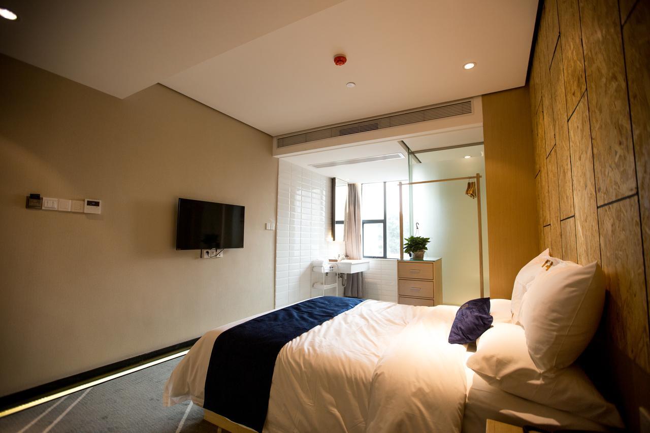 Arrivee Hotel Гуанчжоу Экстерьер фото